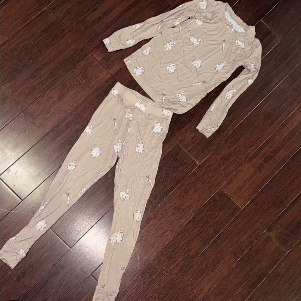 Tan Pajama Set with White Bunny Print - 2 Piece Set - SUPER SOFT - Brand New 3T